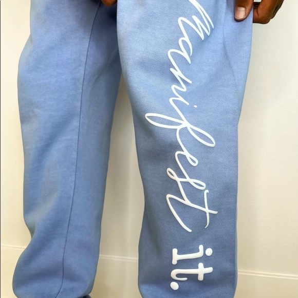 Manifest it joggers - Picture 2 of 5